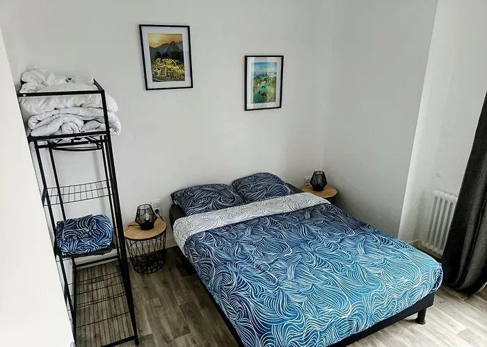 T2 N3, Proche Naval Group Et Centre